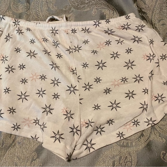 Victoria’s Secret Cozy Knit Sleep Set - Picture 6 of 12